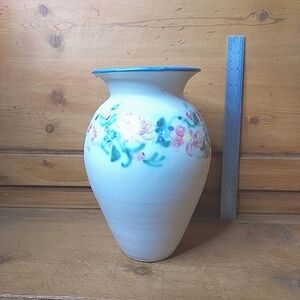 CLOUDS FOLSOM 1991 Pink Floral Vase